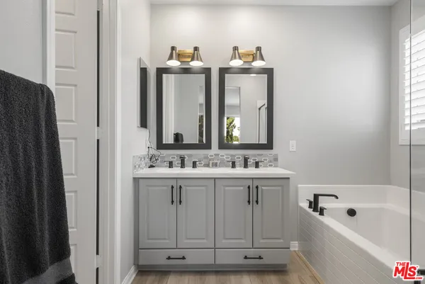 $1,169,000 | 756 Daniel Freeman Circle, Inglewood, CA 90301