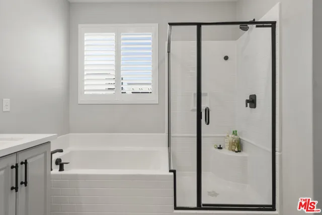 $1,200,000 | 756 Daniel Freeman Circle, Inglewood, CA 90301