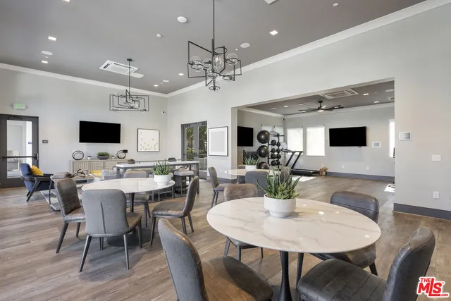 $1,200,000 | 756 Daniel Freeman Circle, Inglewood, CA 90301