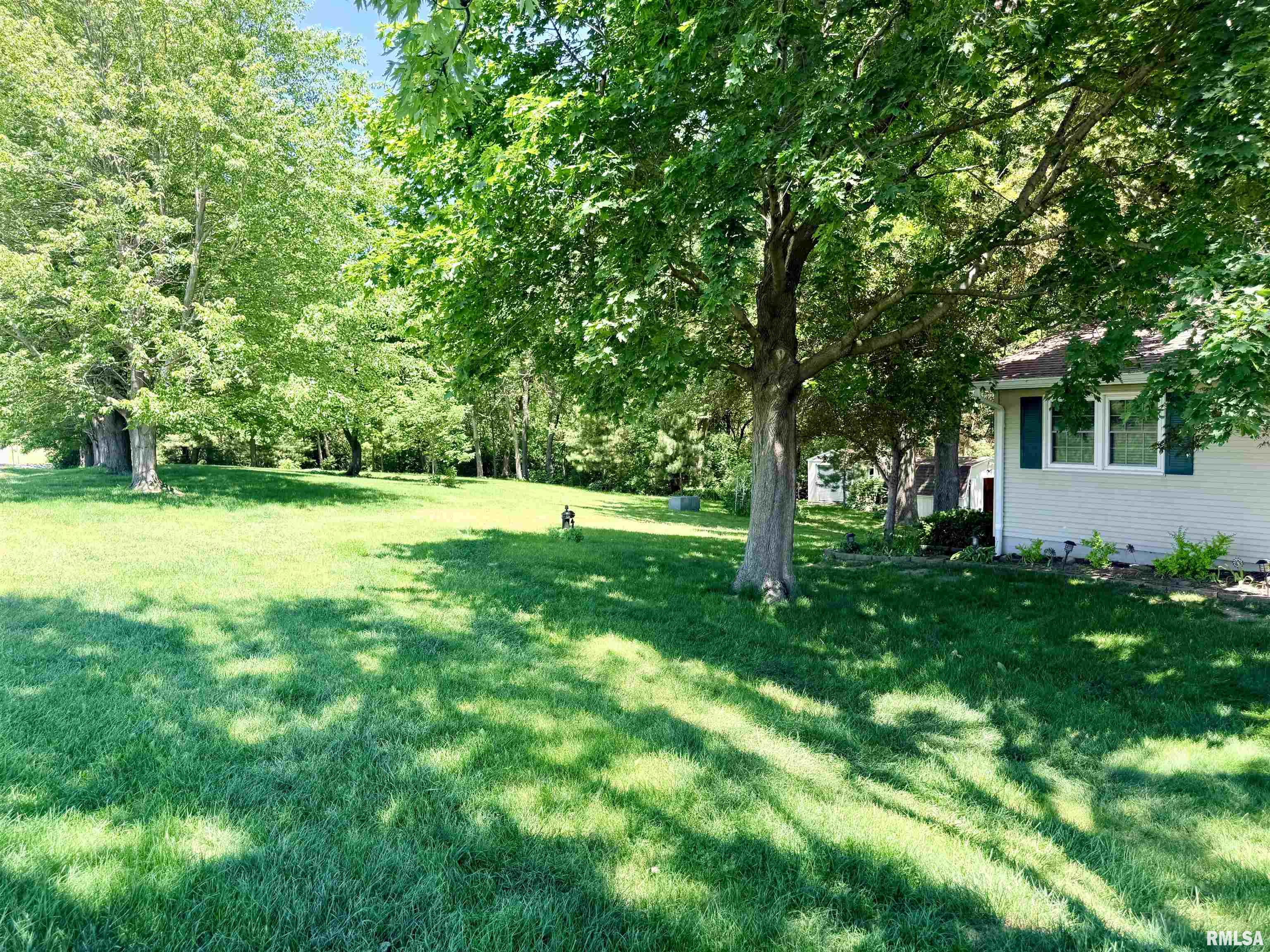 8114 North Ford Road Edwards, IL 61528 - Photo 4 of 11