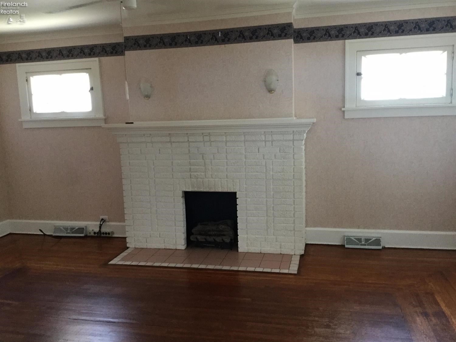 1226 Waverly Road Sandusky, OH 44870 - Photo 3 of 10 Gallery Image 3