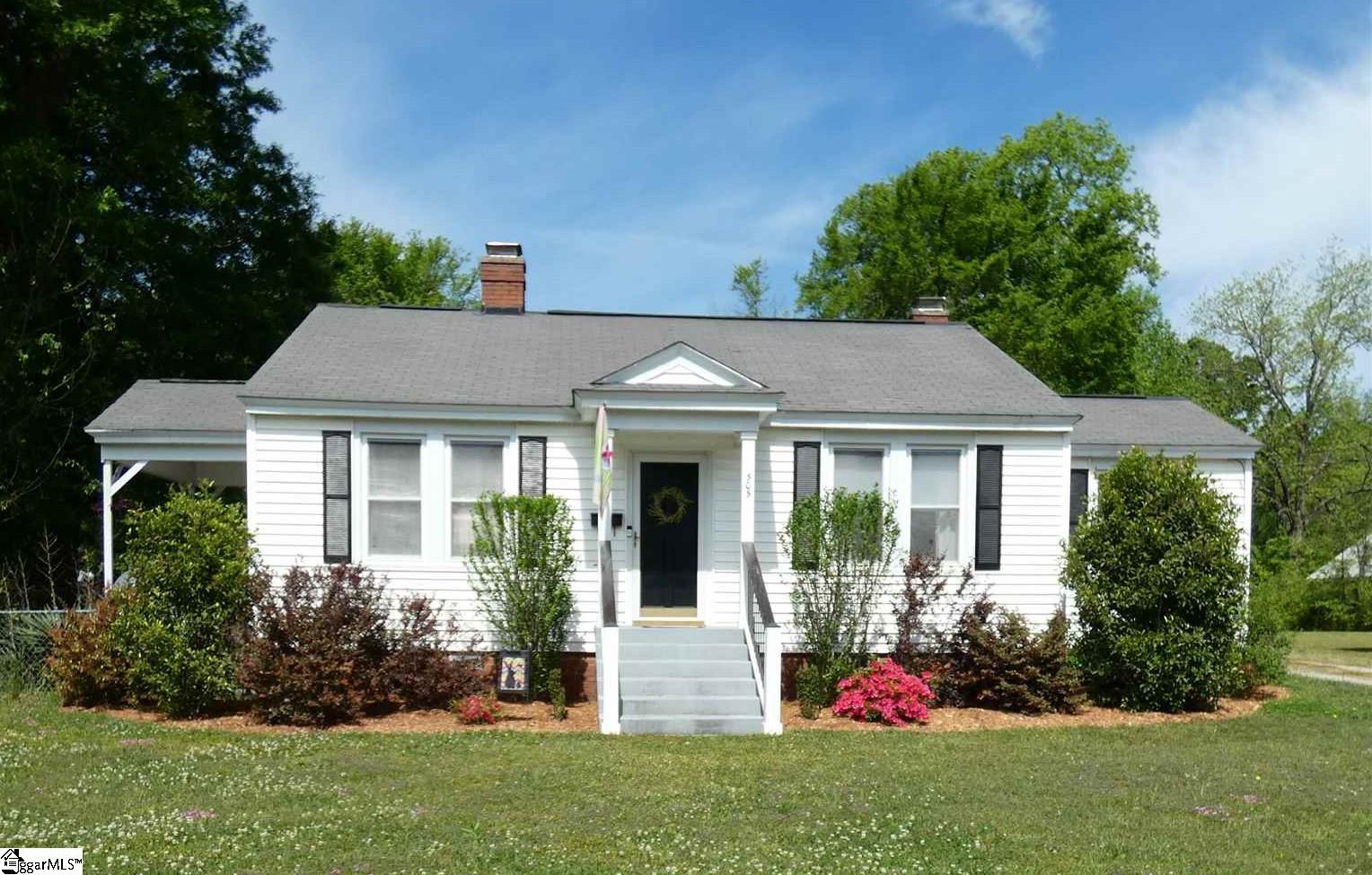 505 Musgrove Street Clinton, SC 29325 - Photo 1 of 26 Gallery Image 1
