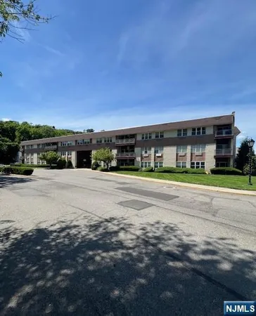 $379,000 | 1111 River Road, Unit C8, Edgewater, NJ 07020