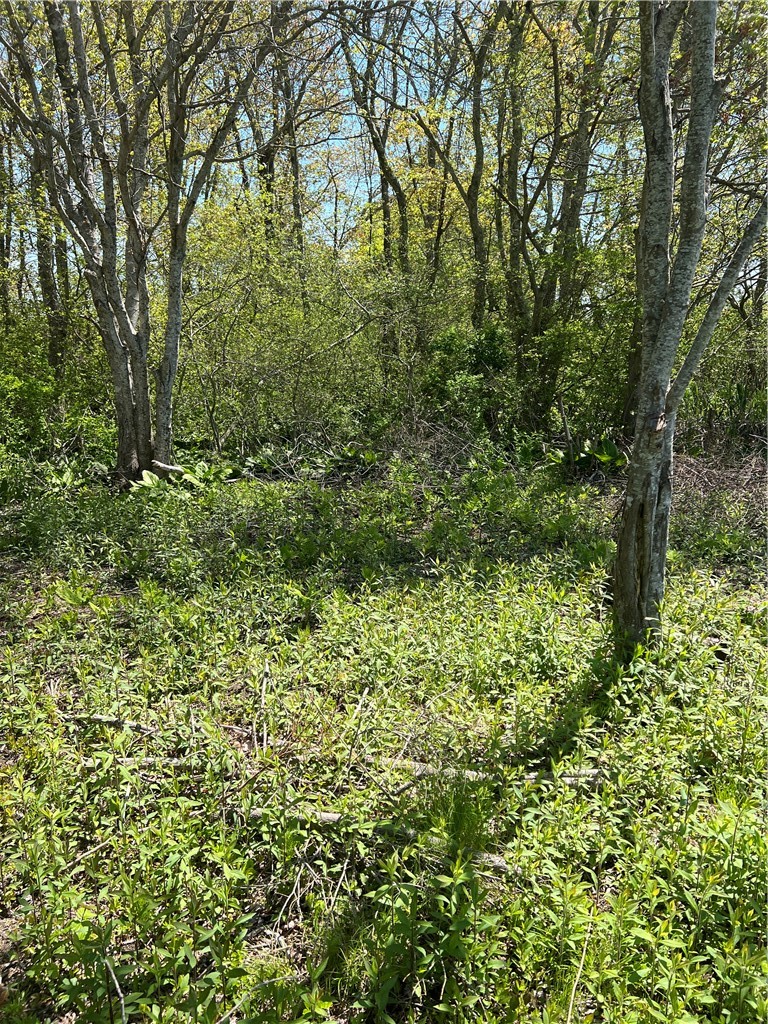 20 Vía Roma Westerly, RI 02891 - Photo 5 of 12