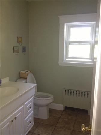36 Pilgrim Road Marblehead, MA 01945 - Photo 11 of 12