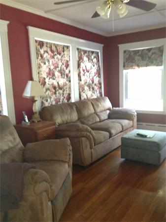 36 Pilgrim Road Marblehead, MA 01945 - Photo 9 of 12