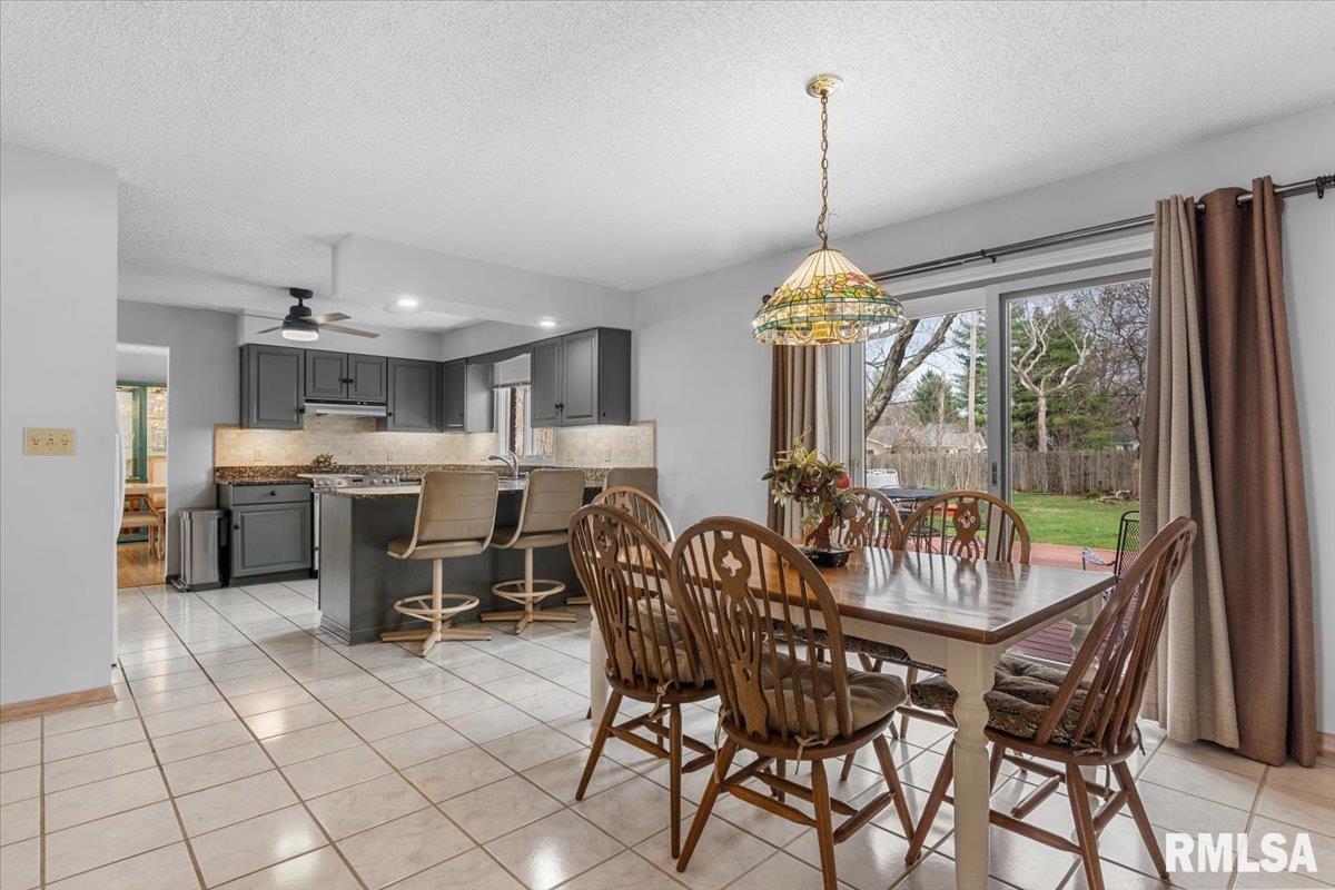 10 Beacon Ridge Drive Springfield, IL 62711 - Photo 11 of 28