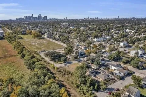 $169,999 | 5405 Elysian Street, Houston, TX 77009