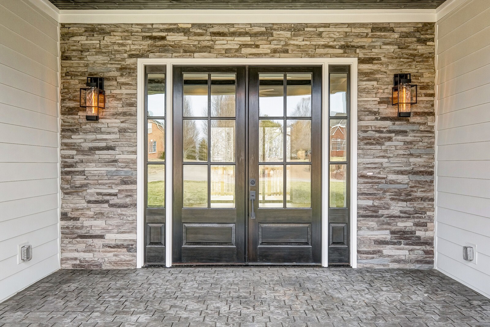 1027 Ridglea Drive Burns, TN 37029 - Photo 5 of 54 a view of front door of house