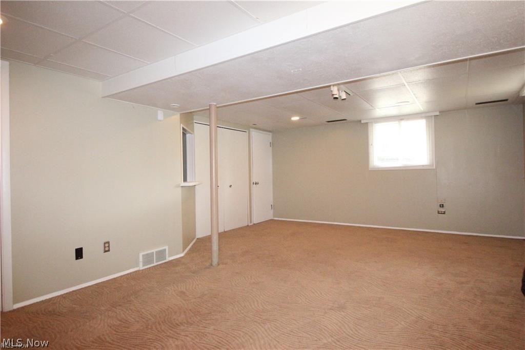 1806 Windsor Road Northeast Massillon, OH 44646 - Photo 26 of 35 Gallery Image 26