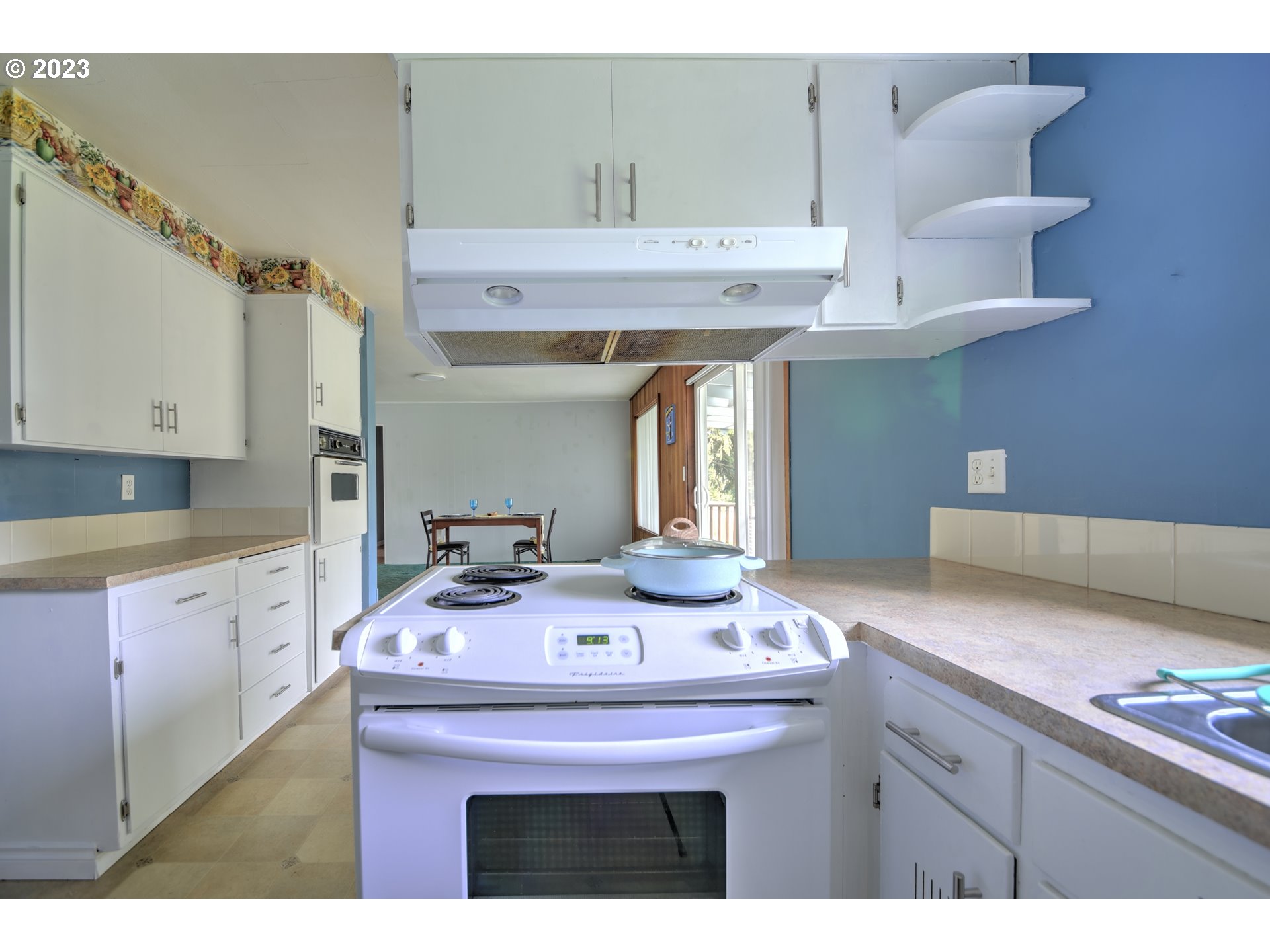 84571 Parkway Road Pleasant Hill, OR 97455 - Photo 12 of 38 Gallery Image 12