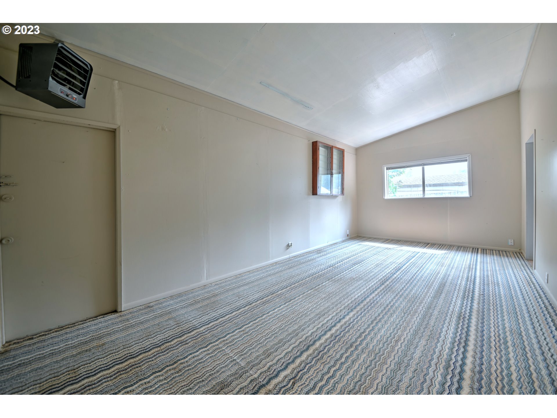 84571 Parkway Road Pleasant Hill, OR 97455 - Photo 17 of 38 Gallery Image 17