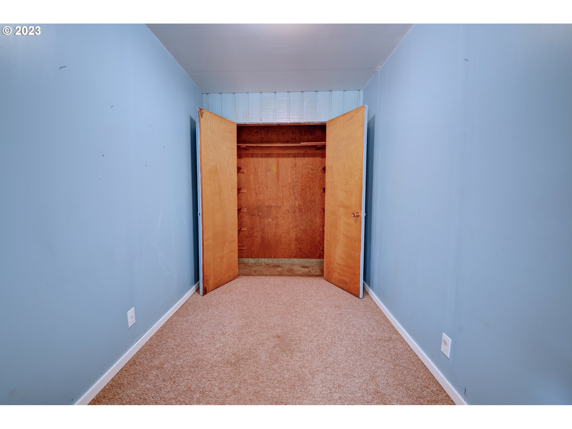 84571 Parkway Road Pleasant Hill, OR 97455 - Photo 18 of 38 Gallery Image 18