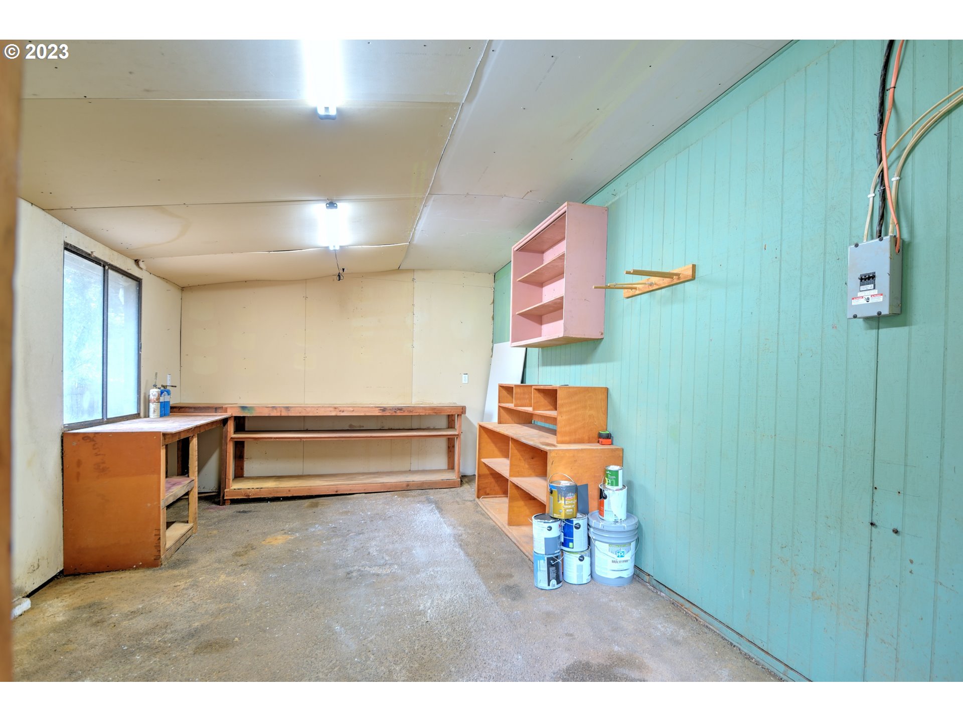 84571 Parkway Road Pleasant Hill, OR 97455 - Photo 33 of 38 Gallery Image 33