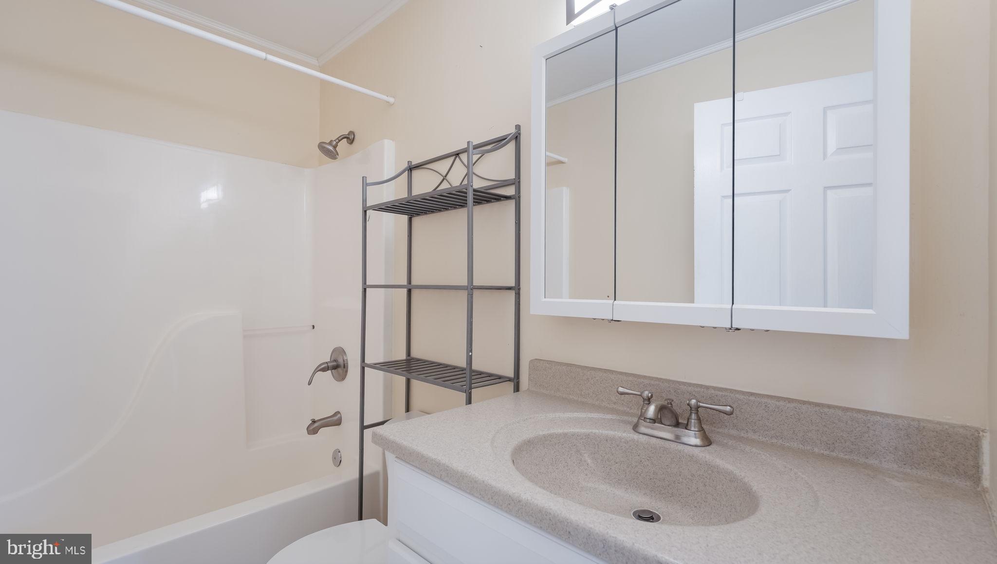 225 Cardiff Road Fairless Hills, PA 19030 - Photo 17 of 27 Gallery Image 17