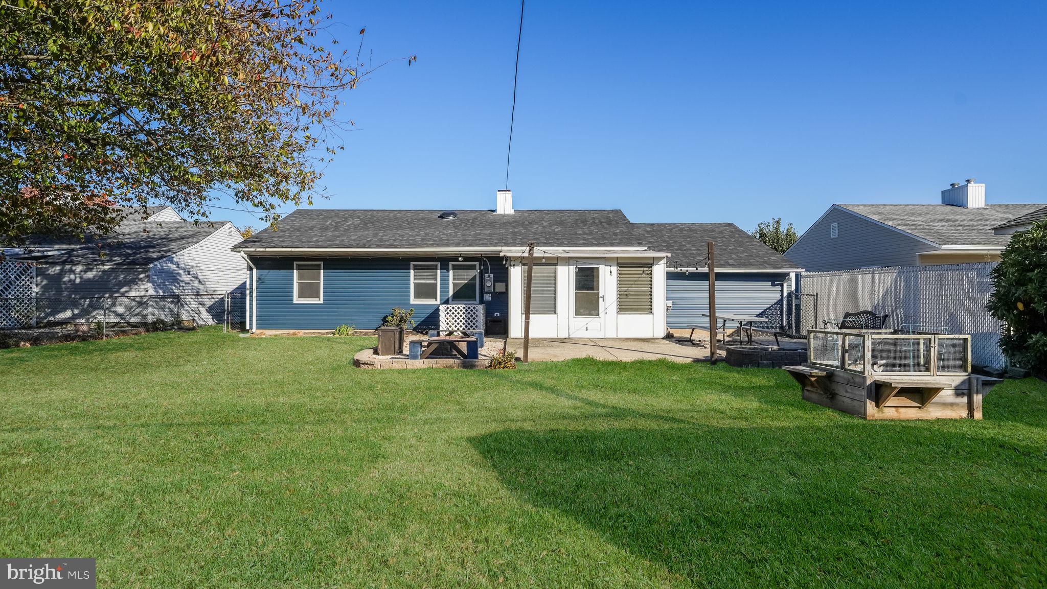 225 Cardiff Road Fairless Hills, PA 19030 - Photo 25 of 27 Gallery Image 25