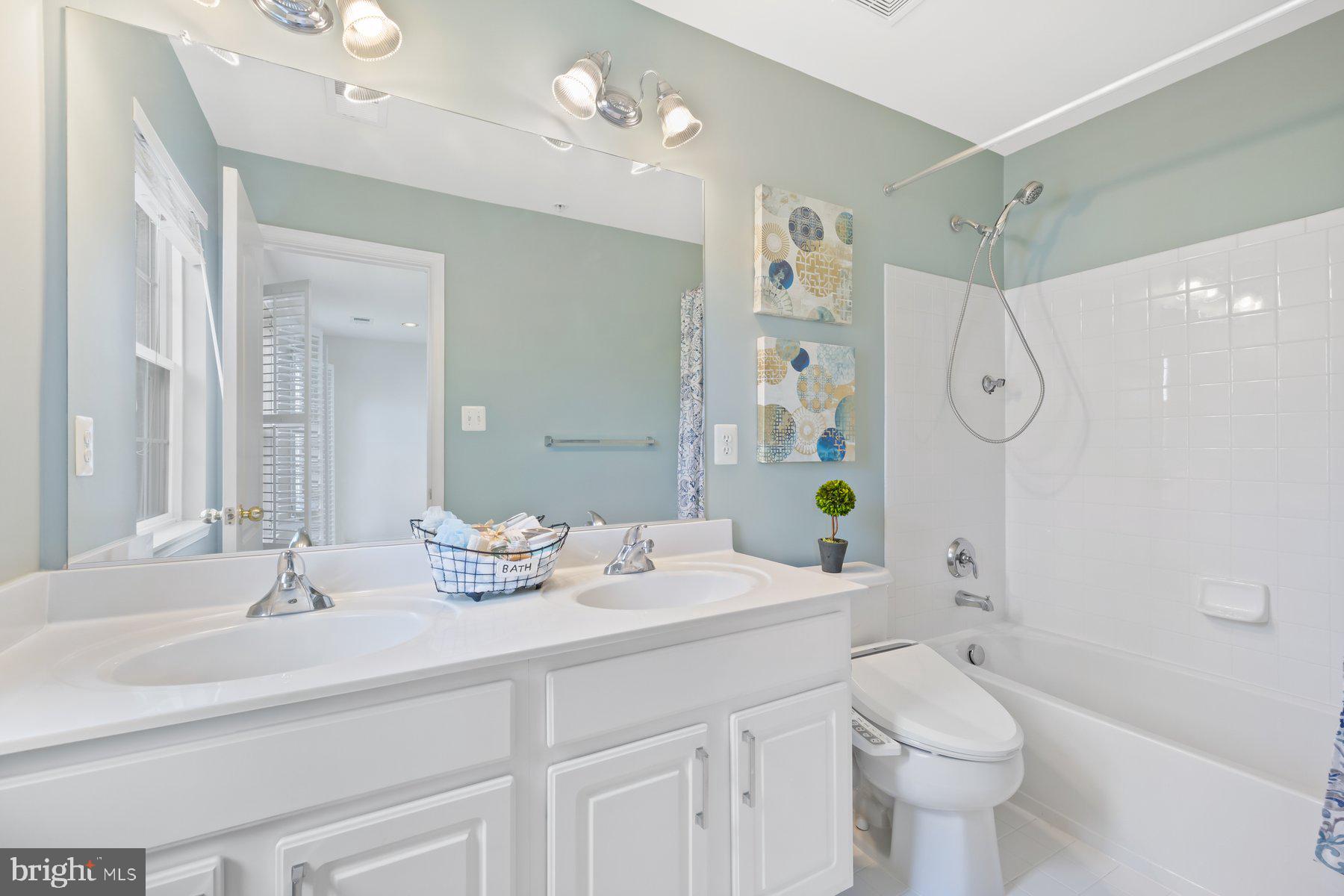 1009 Gaither Road Rockville, MD 20850 - Photo 25 of 50 Gallery Image 25