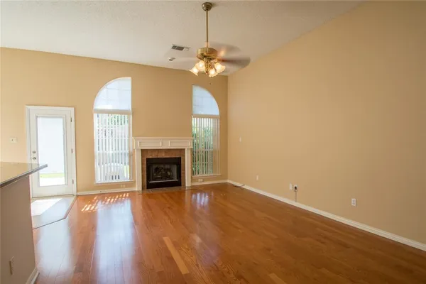 $2,450 | 5809 Coldsworth Court, Arlington, TX 76018