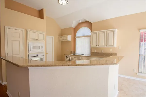 $2,450 | 5809 Coldsworth Court, Arlington, TX 76018