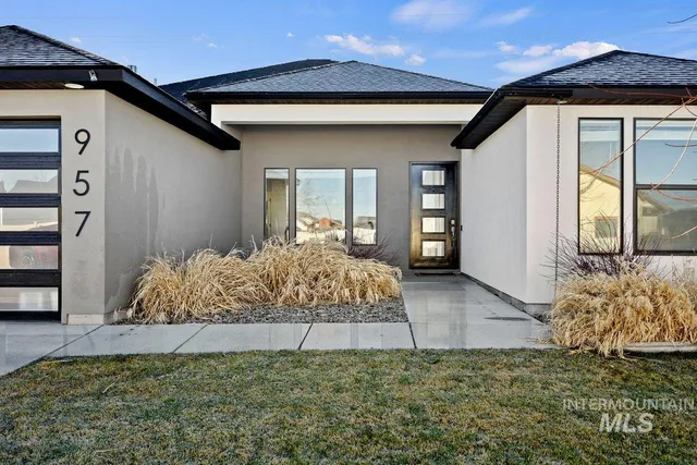 $530,000 | 957 Birchton Loop, Twin Falls, ID 83301