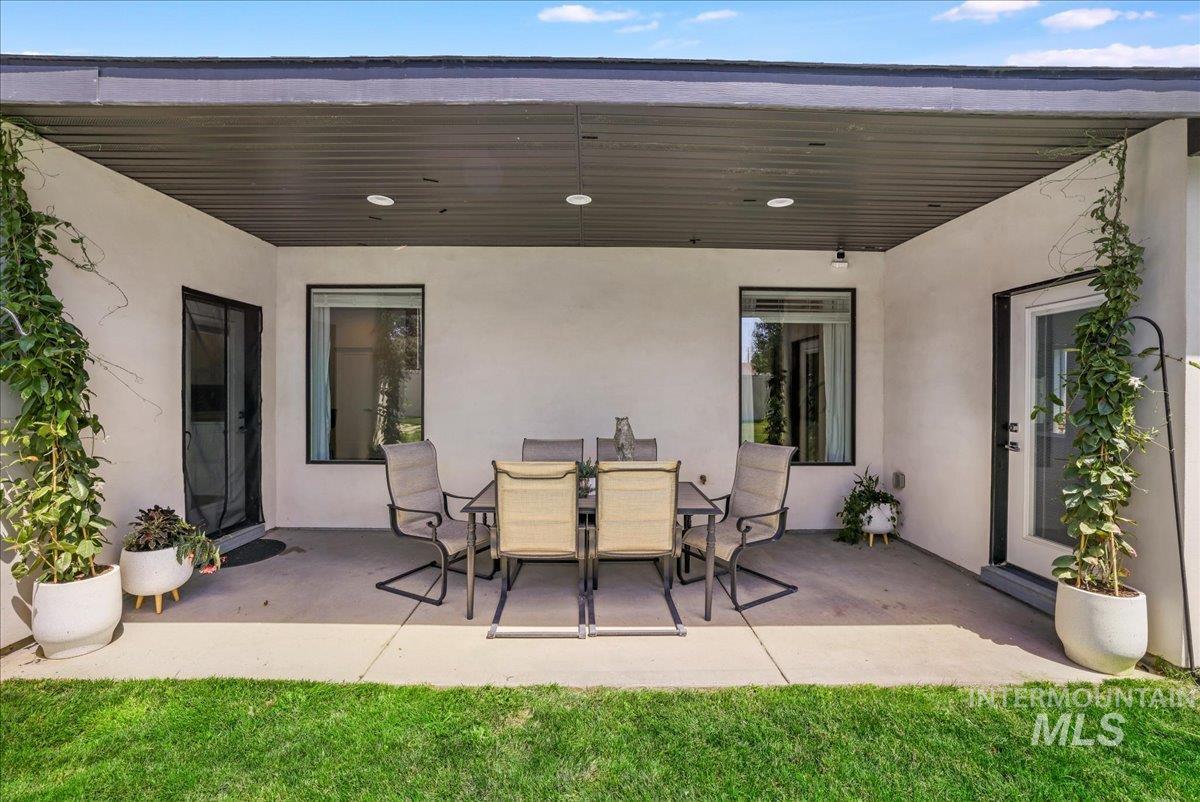 957 Birchton Loop Twin Falls, ID 83301 - Photo 26 of 32 View of patio / terrace with outdoor dining area