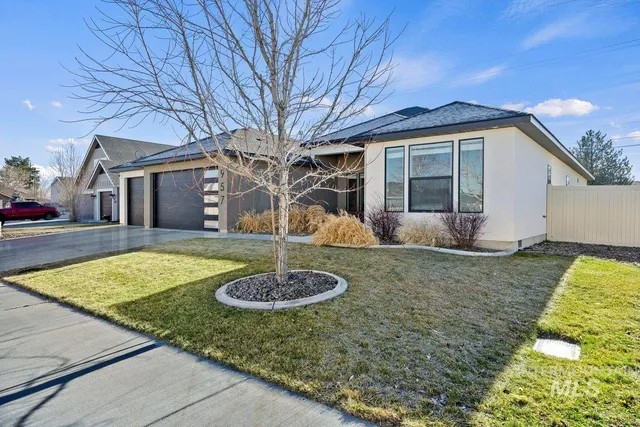 $530,000 | 957 Birchton Loop, Twin Falls, ID 83301
