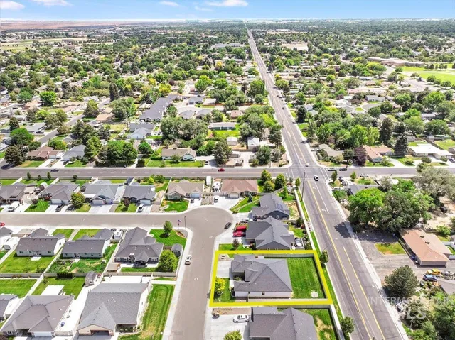 $530,000 | 957 Birchton Loop, Twin Falls, ID 83301
