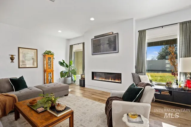 $530,000 | 957 Birchton Loop, Twin Falls, ID 83301