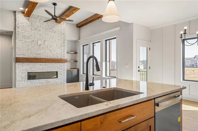 $742,700 | 1401 Kintyre Court, Raymore, MO 64083