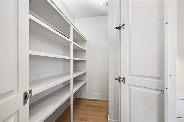 $742,700 | 1401 Kintyre Court, Raymore, MO 64083