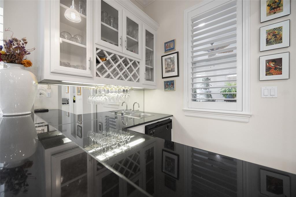 14725 Celestial Place Addison, TX 75254 - Photo 21 of 38 a dining room with furniture and window