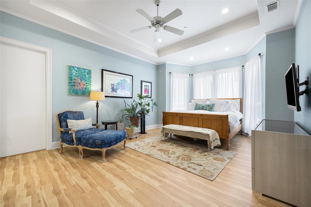 14725 Celestial Place Addison, TX 75254 - Photo 29 of 38 a living room with furniture and a large window
