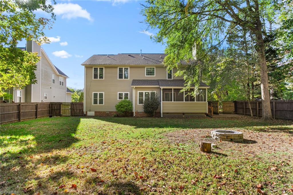 3522 Hunting Ridge Drive High Point, NC 27265 - Photo 36 of 38 Backyard