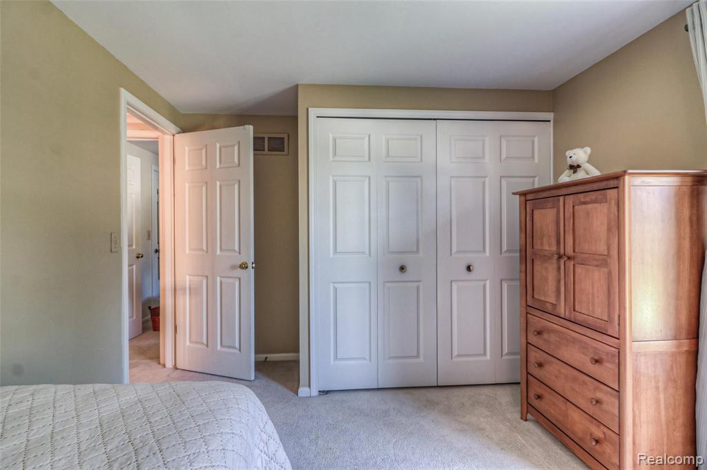 1107 Valley Stream Drive Rochester Hills, MI 48309 - Photo 50 of 50