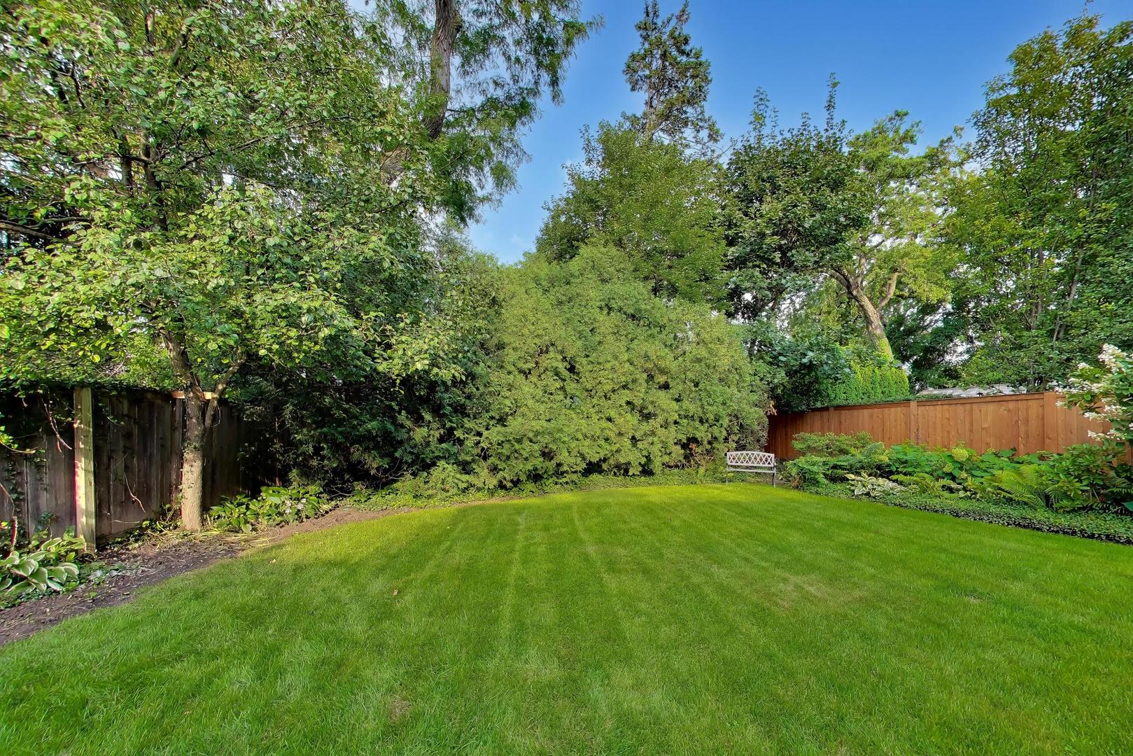 1020 Pontiac Road Wilmette, IL 60091 - Photo 27 of 33 Gallery Image 27
