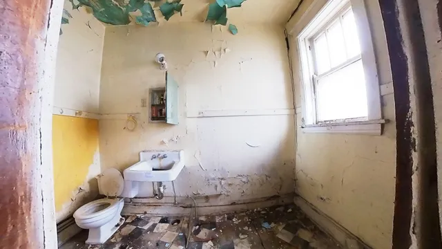 $250,000 | 5029 West 29th Place, Cicero, IL 60804