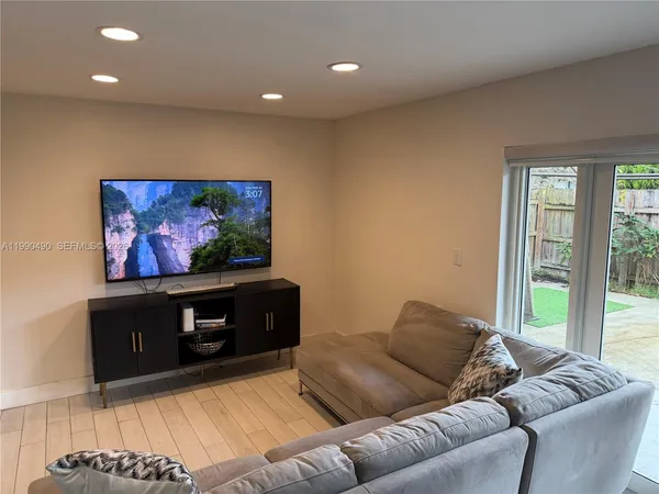 $3,400 | 7431 Southwest 163rd Place, Miami, FL 33193