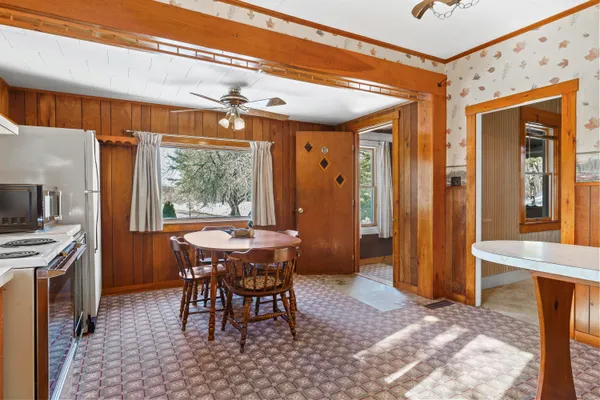 $369,000 | 949 Depot Street, Waldoboro, ME 04572