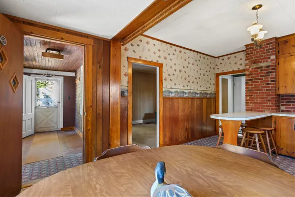 $369,000 | 949 Depot Street, Waldoboro, ME 04572