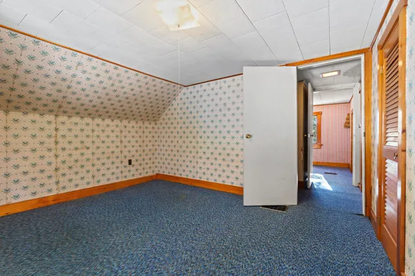 $369,000 | 949 Depot Street, Waldoboro, ME 04572