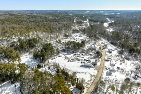 $369,000 | 949 Depot Street, Waldoboro, ME 04572