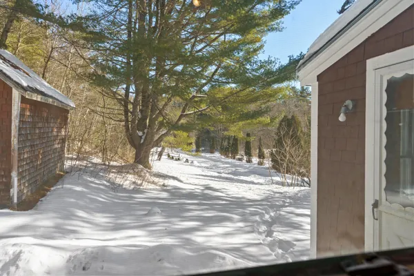 $369,000 | 949 Depot Street, Waldoboro, ME 04572