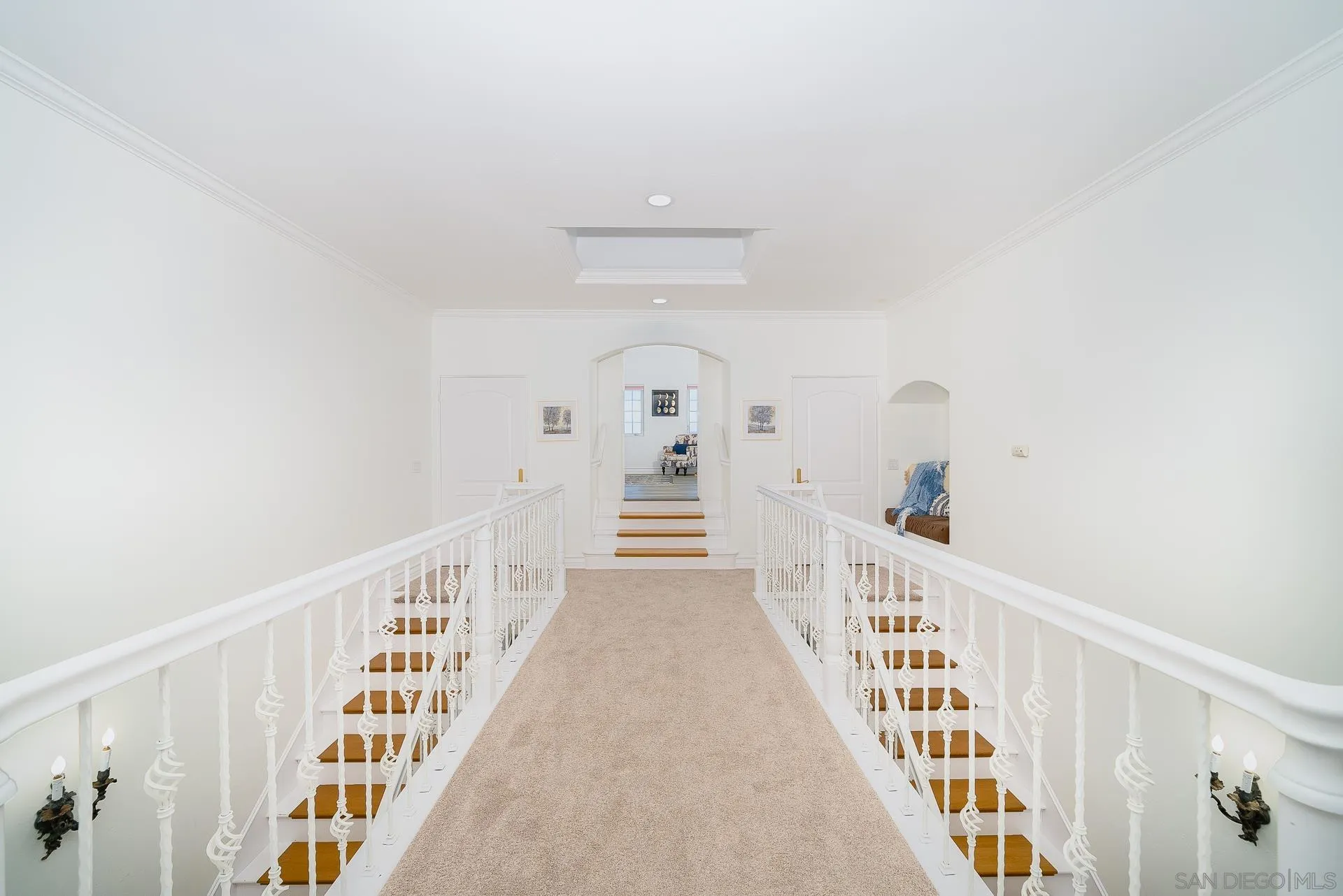5 Rollingview Lane Fallbrook, CA 92028 - Photo 35 of 74 a view of a hallway with wooden floor and entryway