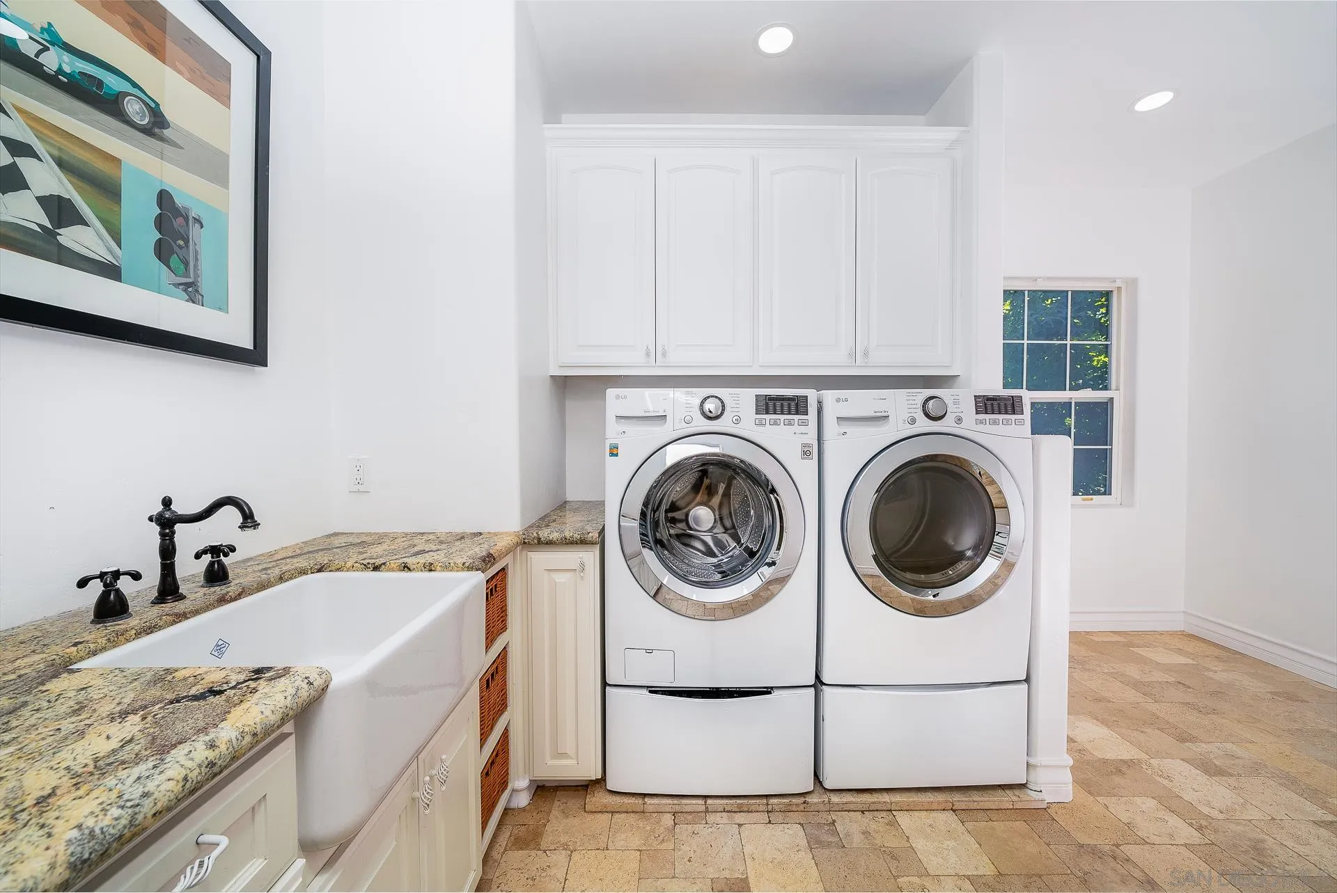 5 Rollingview Lane Fallbrook, CA 92028 - Photo 63 of 74 a utility room with dryer and washer