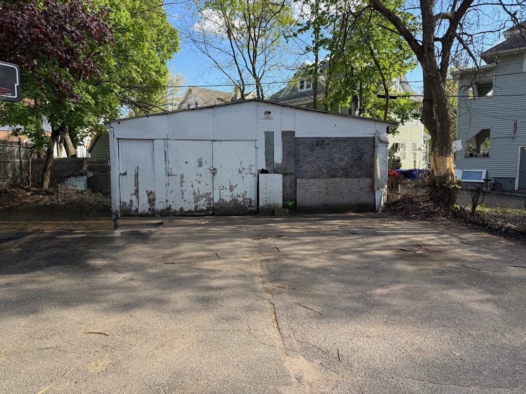 37-39 Wilmont Street Springfield, MA 01108 - Photo 17 of 17