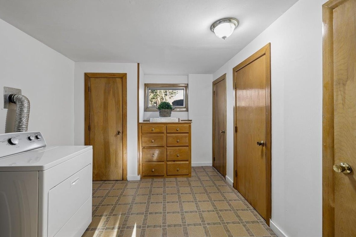 500 Mammoth Road Manchester, NH 03104 - Photo 23 of 43 Gallery Image 23