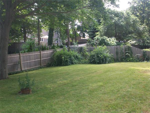 40 Franklin Road Norwell, MA 02061 - Photo 2 of 5 a view of a backyard
