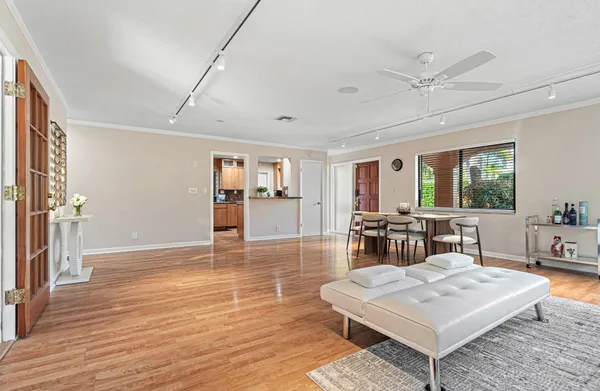 $9,995 | 708 Northwest 6th Drive, Boca Raton, FL 33486