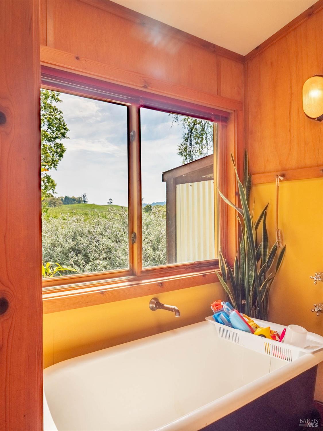 16121 Deer Meadows Road Boonville, CA 95415 - Photo 41 of 98