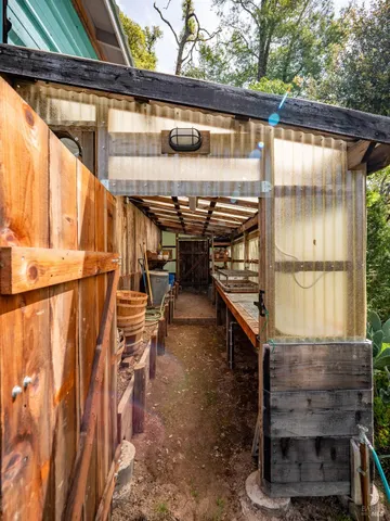 $1,395,000 | 16121 Deer Meadows Road, Boonville, CA 95415